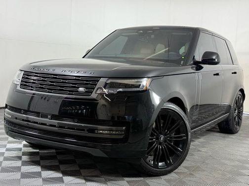 2024 Land Rover Range Rover P530 SE