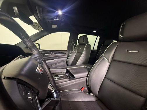 2022 Cadillac Escalade ESV Sport