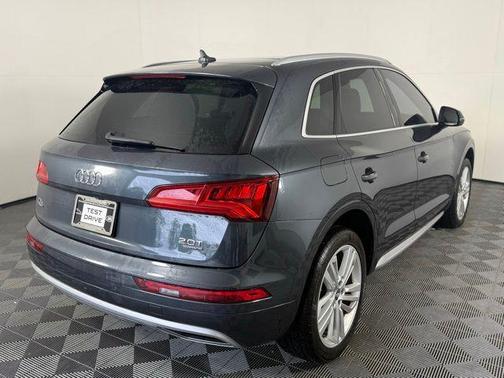 2018 Audi Q5 2.0T Premium Plus