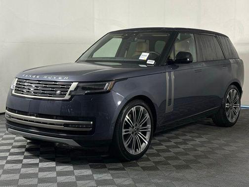 2025 Land Rover Range Rover P400 SE