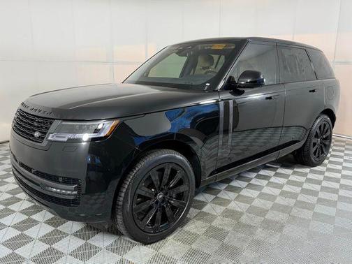 2025 Land Rover Range Rover P550e SE