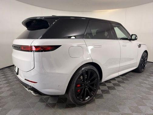 2025 Land Rover Range Rover Sport P530 Dynamic SE