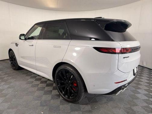 2025 Land Rover Range Rover Sport P530 Dynamic SE