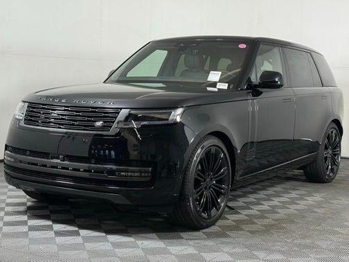 2026 Land Rover Range Rover P400 SE 7 Seat