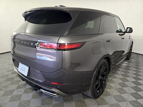 Charente Grey 2025 Land Rover Range Rover Sport P460 Dynamic SE