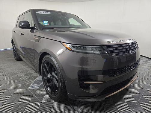 Charente Grey 2025 Land Rover Range Rover Sport P460 Dynamic SE
