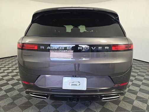 Charente Grey 2025 Land Rover Range Rover Sport P460 Dynamic SE