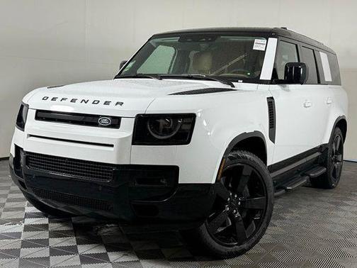 2026 Land Rover Defender P400 X-Dynamic SE