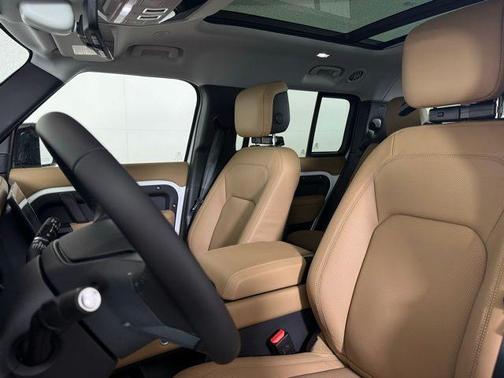 2026 Land Rover Defender P400 X-Dynamic SE