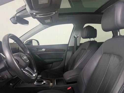 2018 Audi Q5 2.0T Premium Plus
