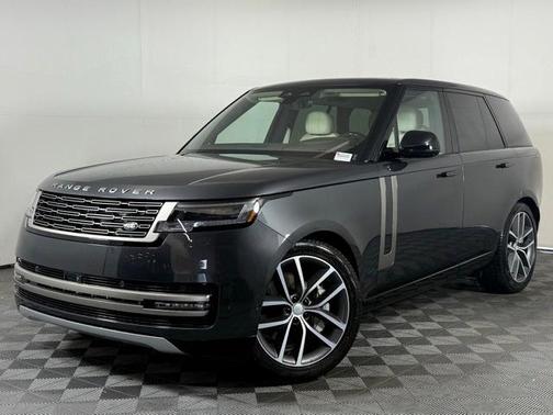 2025 Land Rover Range Rover P530 SE