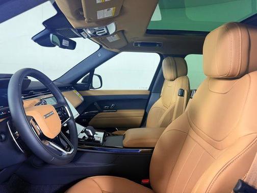 2025 Land Rover Range Rover Sport P360 SE