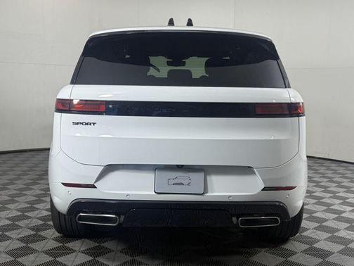 2026 Land Rover Range Rover Sport 5.0L Supercharged Dynamic