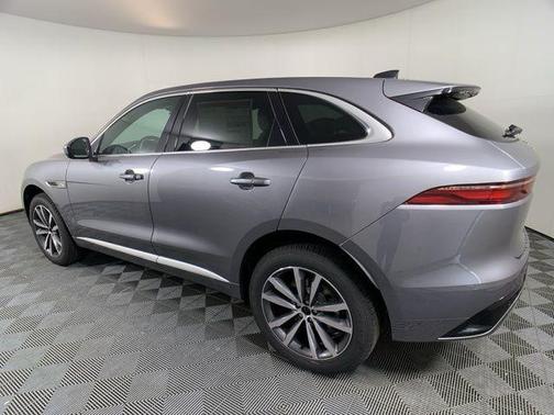2025 Jaguar F-PACE P250 R-Dynamic S