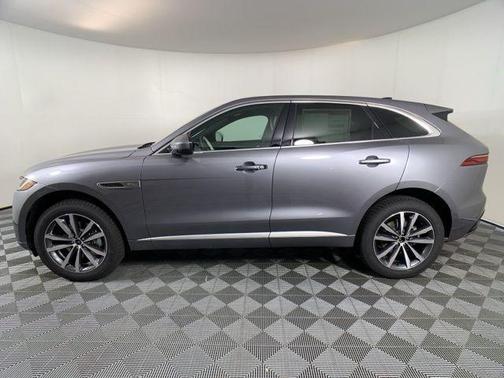 2025 Jaguar F-PACE P250 R-Dynamic S