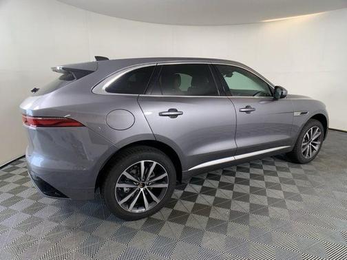 2025 Jaguar F-PACE P250 R-Dynamic S