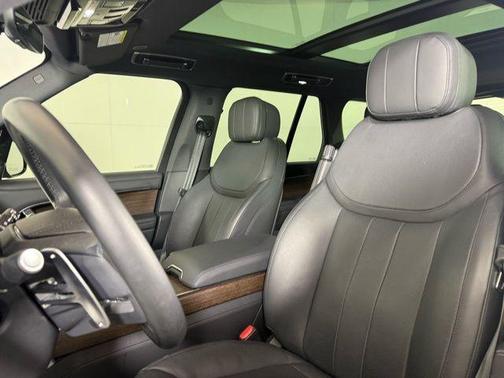 2023 Land Rover Range Rover P530 SE