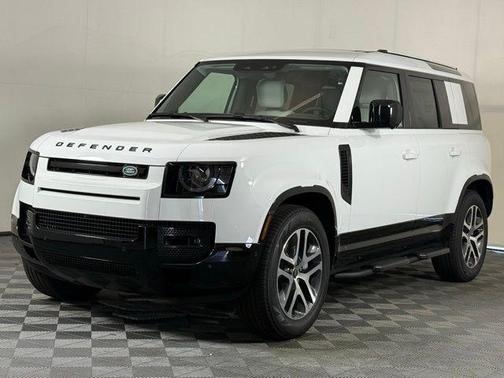 2025 Land Rover Defender P400 X-Dynamic SE