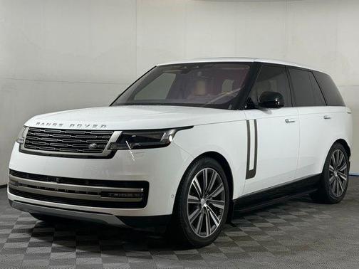 2023 Land Rover Range Rover P400 SE