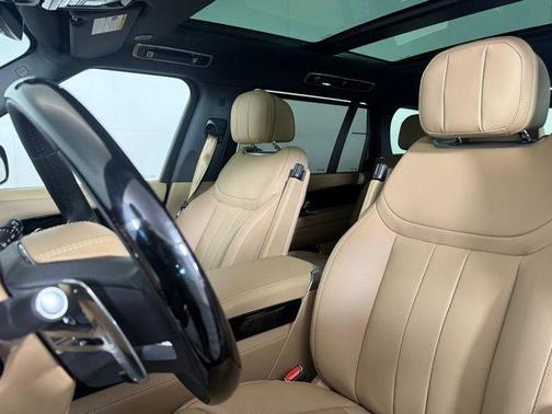 2025 Land Rover Range Rover P530 SE 7 Seat