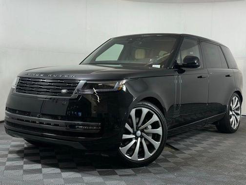 2025 Land Rover Range Rover P530 SE 7 Seat