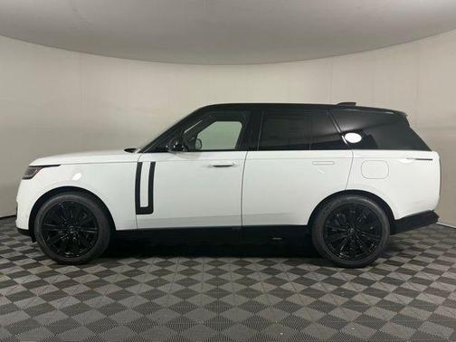 2025 Land Rover Range Rover P550e SE