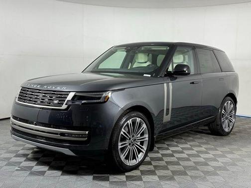 2025 Land Rover Range Rover P530 SE
