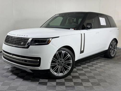 Fuji White 2025 Land Rover Range Rover P530 SE