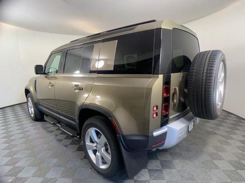 2025 Land Rover Defender P300