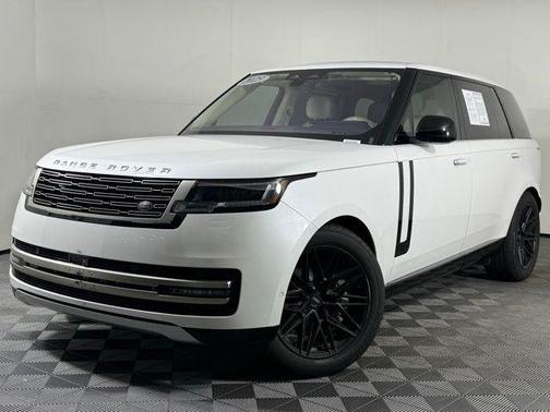2023 Land Rover Range Rover P530 SE