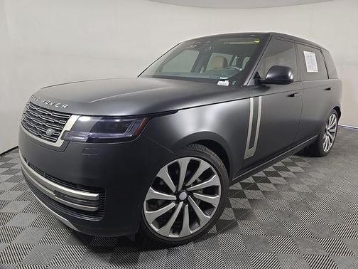 Santorini Black 2025 Land Rover Range Rover P400 SE 7 Seat