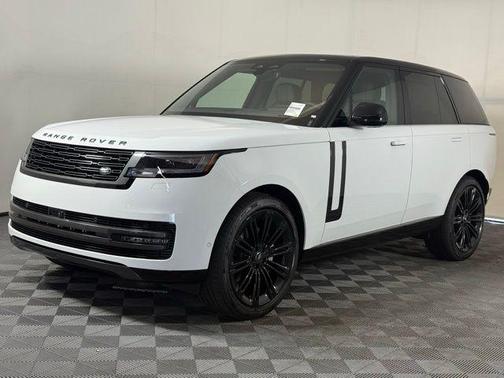 2025 Land Rover Range Rover P400 SE
