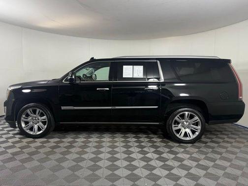 2017 Cadillac Escalade ESV Premium Luxury