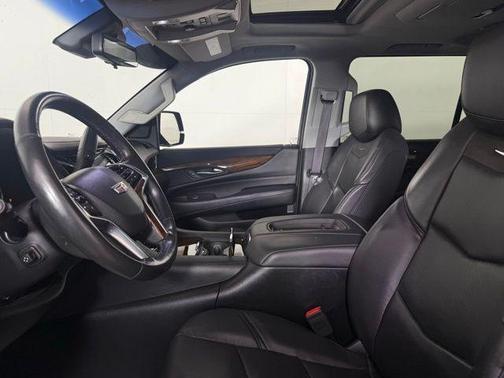 2017 Cadillac Escalade ESV Premium Luxury