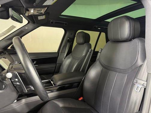 2023 Land Rover Range Rover P530 SE