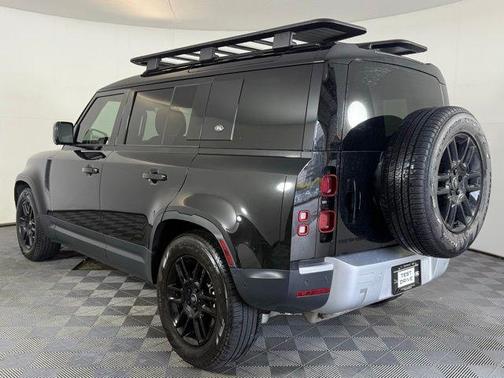 2024 Land Rover Defender P400 S