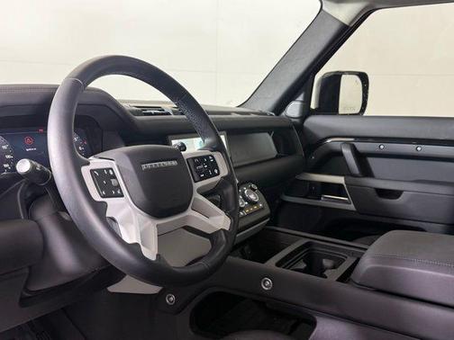 2024 Land Rover Defender P400 S