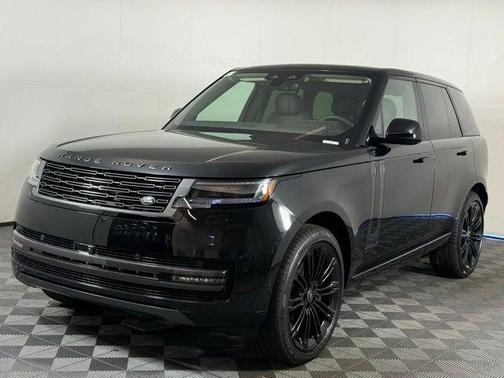 2025 Land Rover Range Rover P530 SE