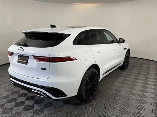2026 Jaguar F-PACE P400 R-Dynamic S