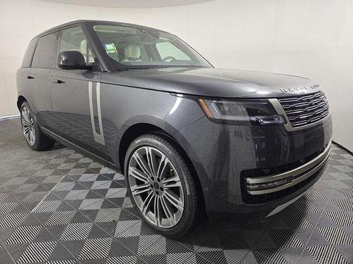 Carpathian Grey 2026 Land Rover Range Rover P400 SE
