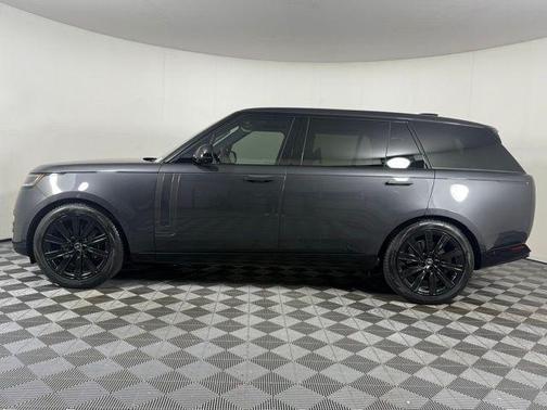 2025 Land Rover Range Rover AUTOBIOGRAPHY