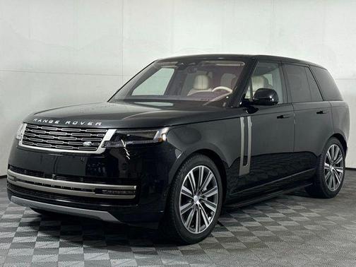 2023 Land Rover Range Rover P530 SE