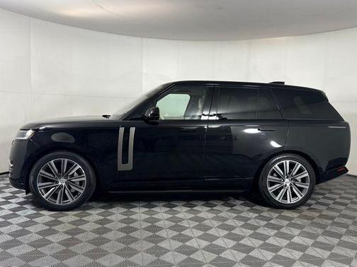 2023 Land Rover Range Rover P530 SE