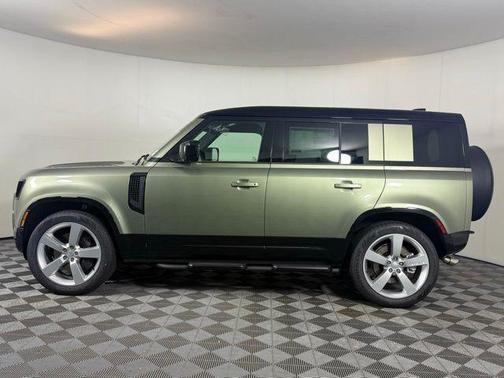 2025 Land Rover Defender P500 X-Dynamic SE