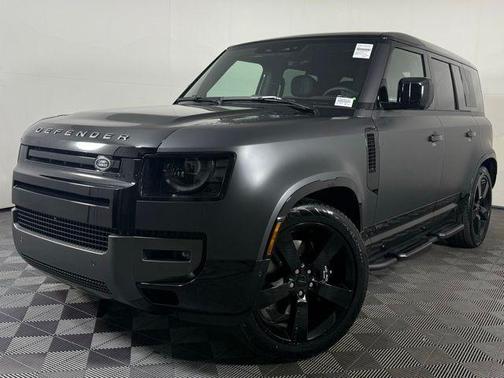 2026 Land Rover Defender 110 V8