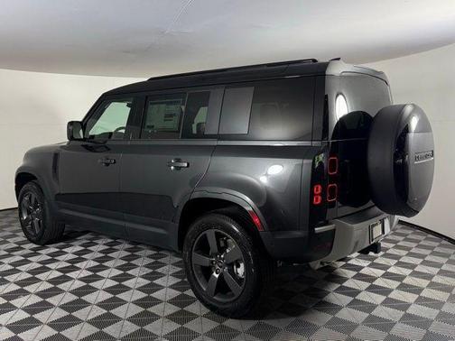 2025 Land Rover Defender P400 S
