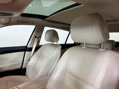 2017 BMW 535 Gran Turismo i xDrive