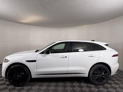 2025 Jaguar F-PACE P250 R-Dynamic S