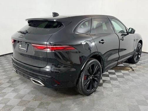 2026 Jaguar F-PACE P400 R-Dynamic S