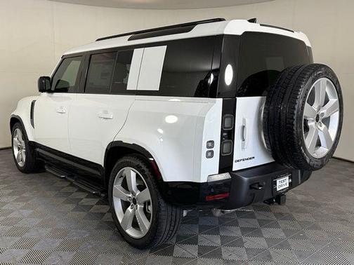 Fuji White 2026 Land Rover Defender 110 X-Dynamic SE